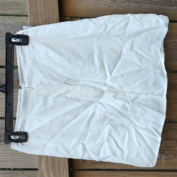 Aritzia Sunday Best Tatiana White Mini Skirt NWT - Picture 4 of 6